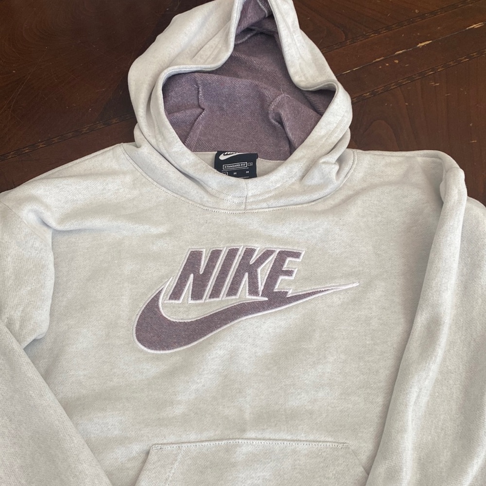 NWOT Nike sweatshirt